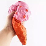 Galeri görüntüleyiciye yükle, Dondurma Külahı Şekilli Squishy